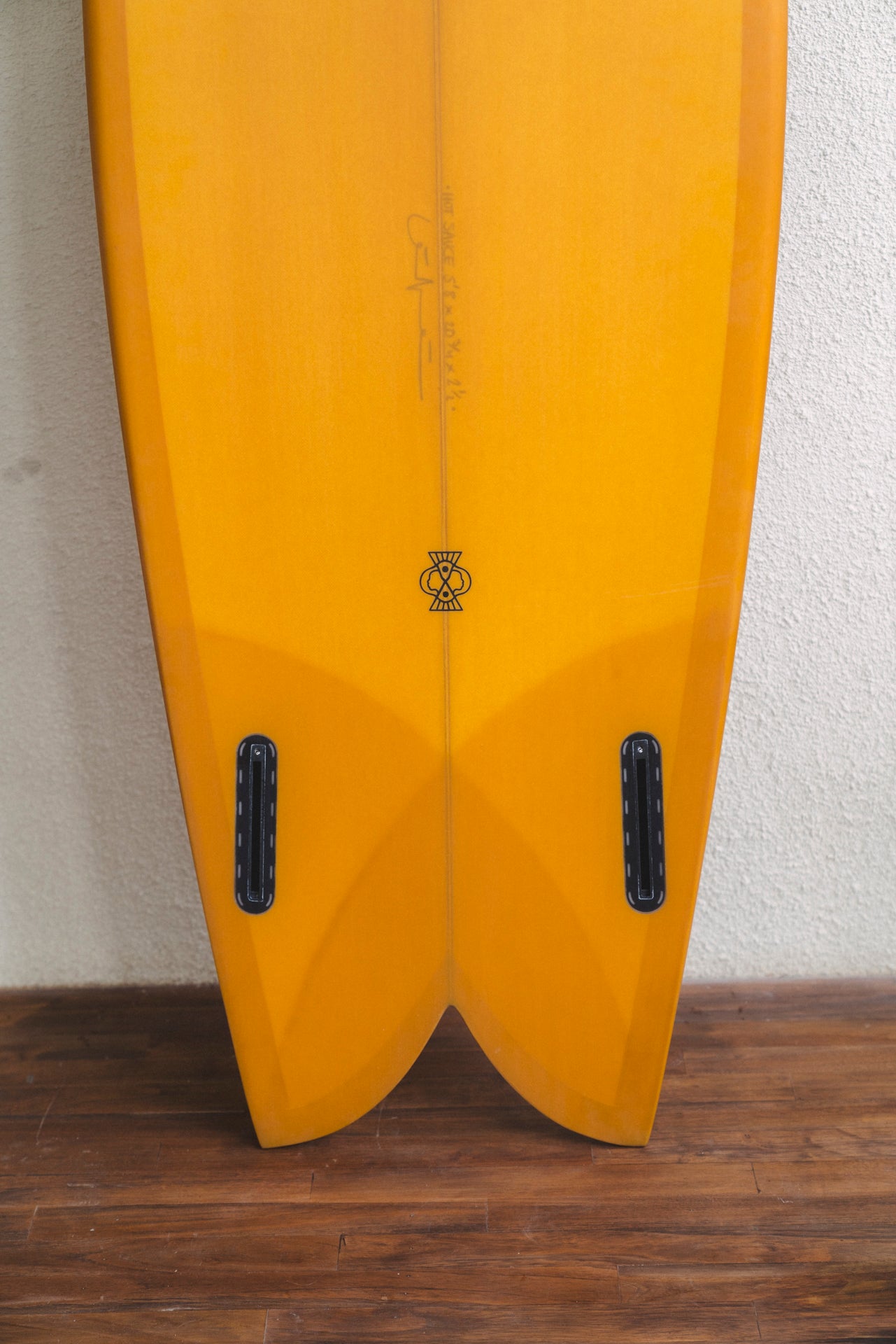 5'8" Hot Sauce Mustard